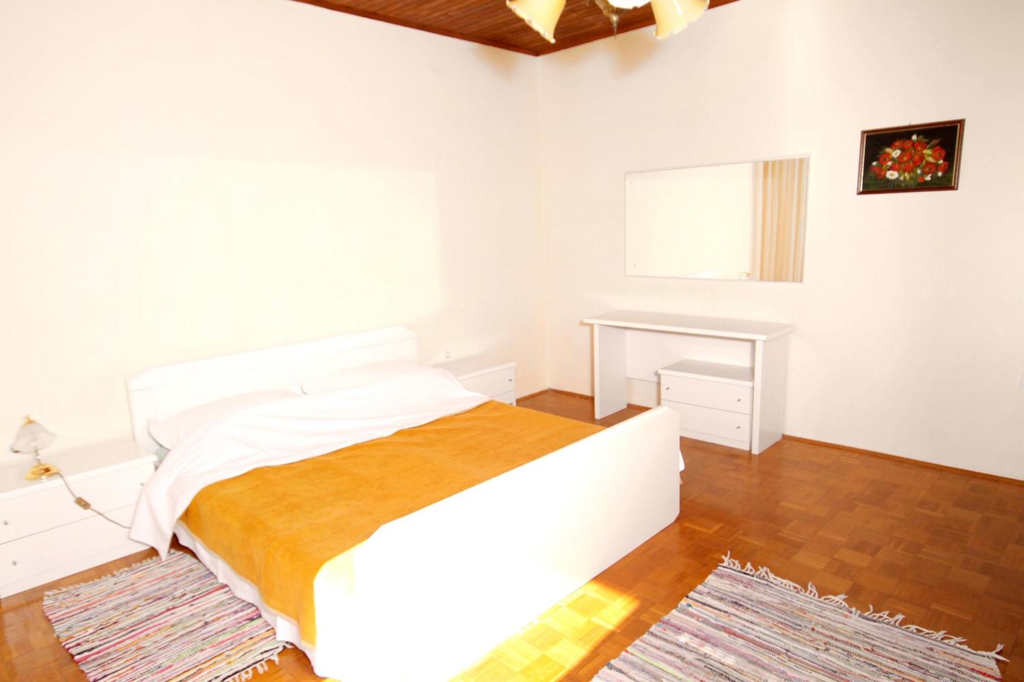 Apartments By The Sea Privlaka, Zadar - 666 Cameră foto